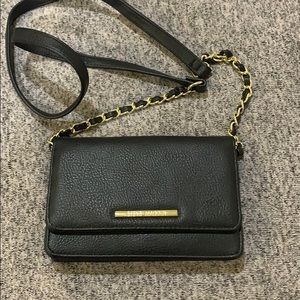 STEVE MADDEN CROSS BODY